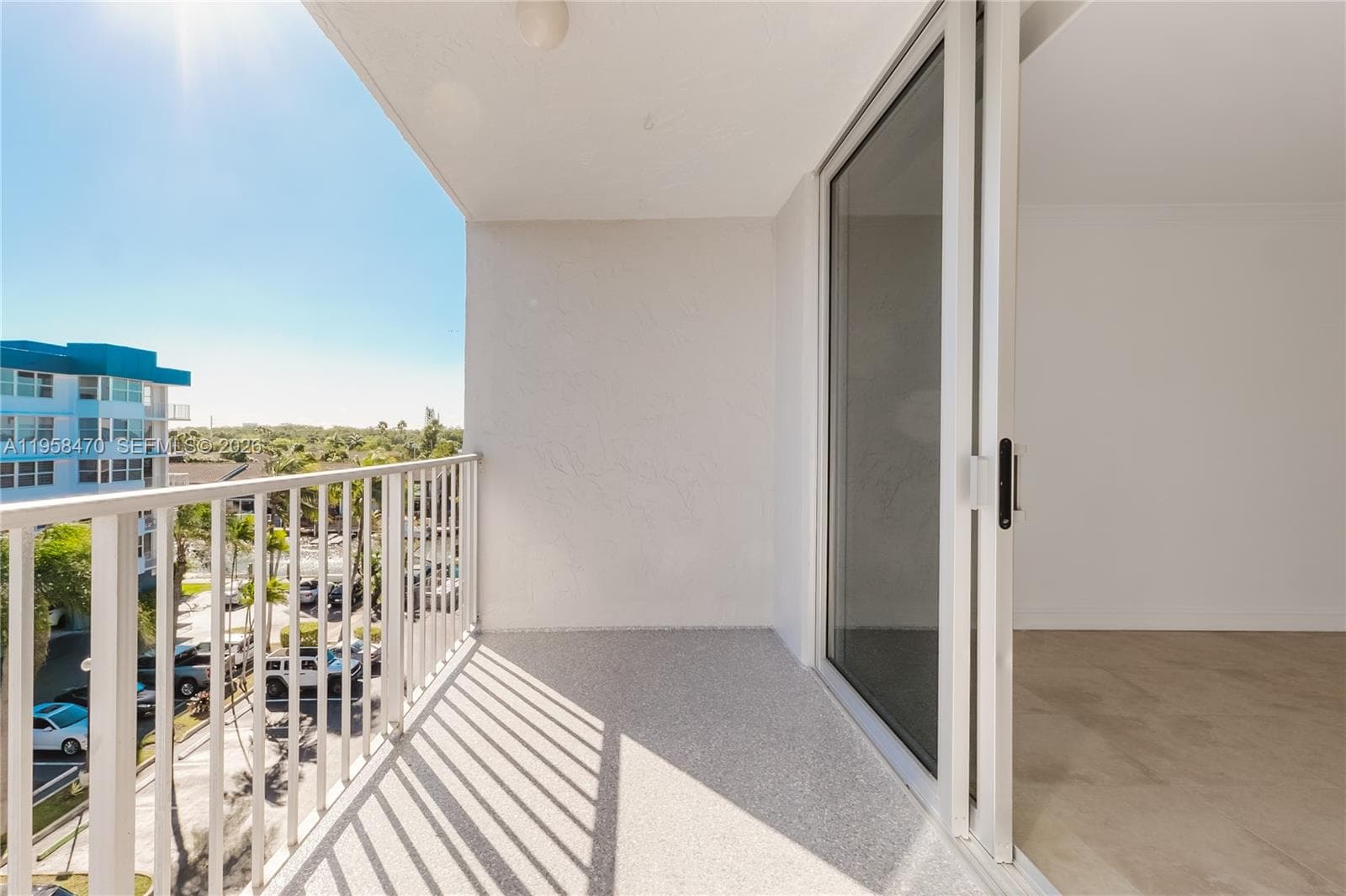 REEF WEST CONDO · #5I in North Miami Beach - Photo 17