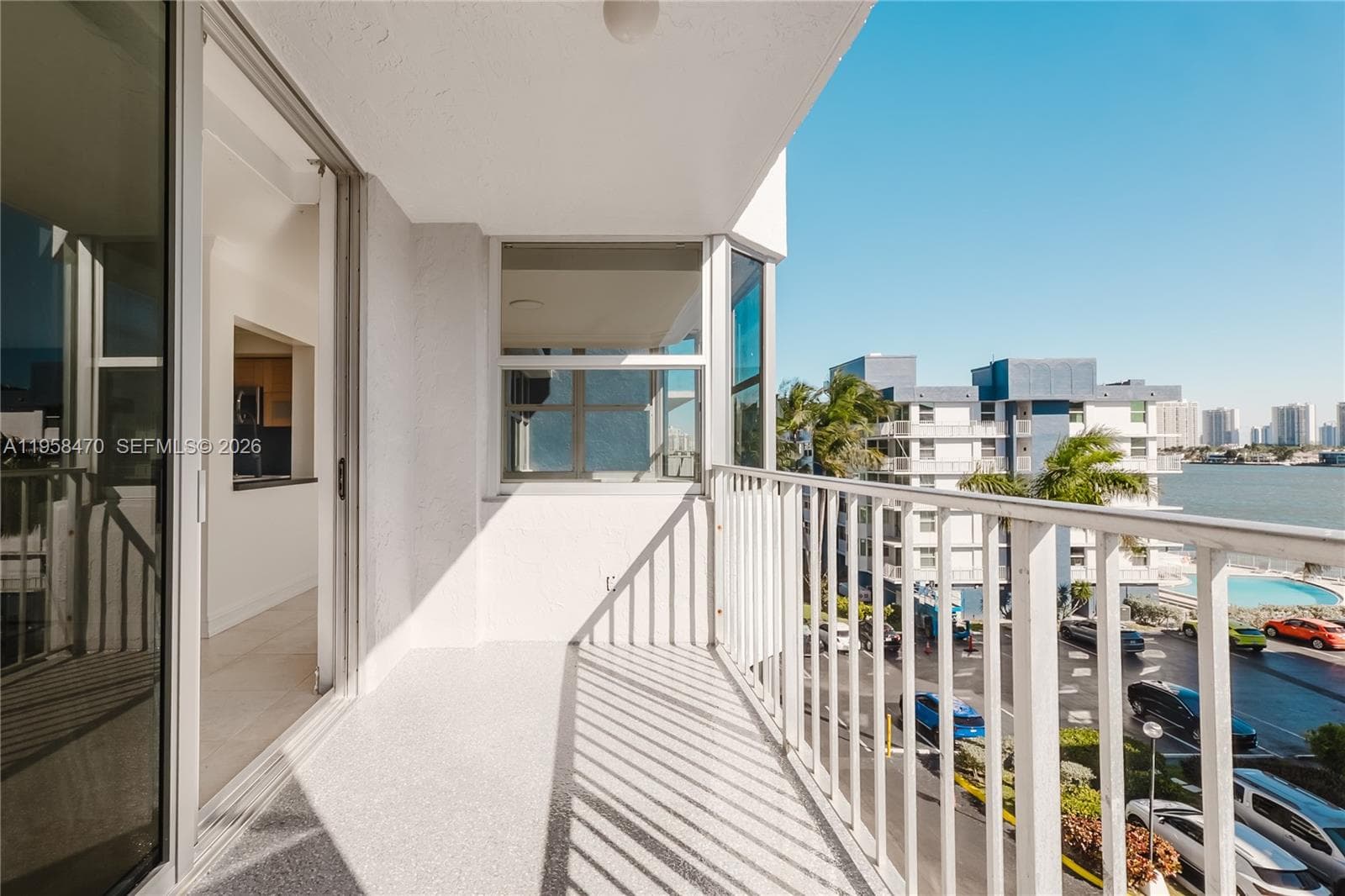 REEF WEST CONDO · #5I in North Miami Beach - Photo 1