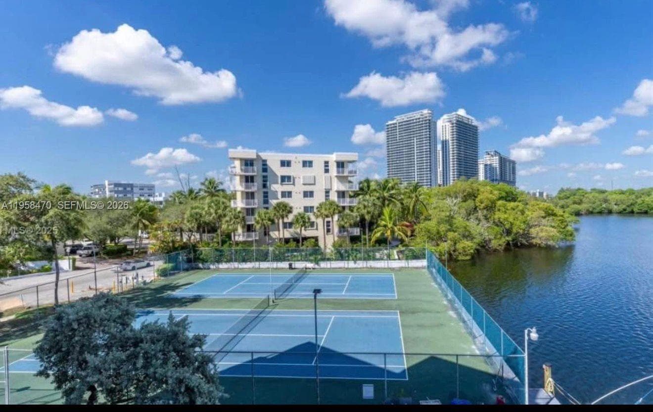 REEF WEST CONDO · #5I in North Miami Beach - Photo 21