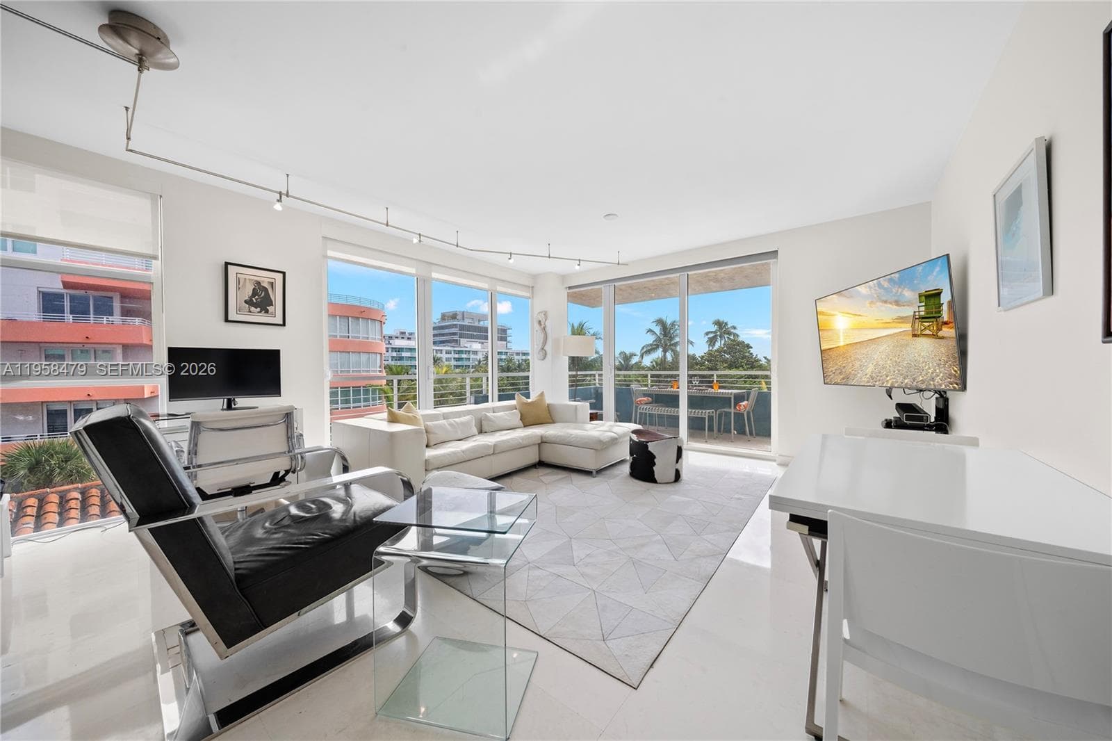 200 OCEAN DRIVE CONDO · #5D in Miami Beach - Photo 5