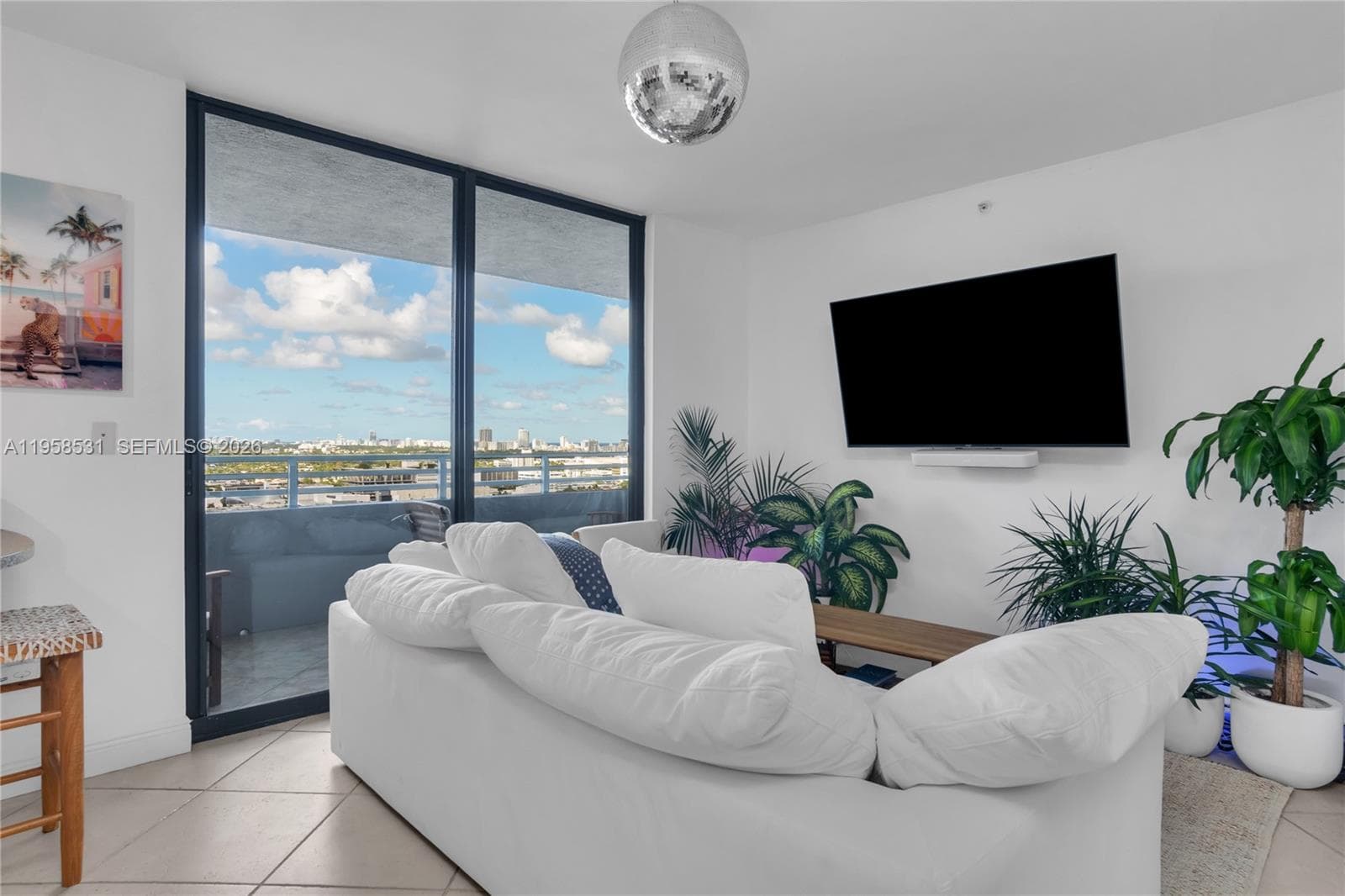 THE WAVERLY AT SOUTH BEAC · #2409 in Miami Beach - Photo 3