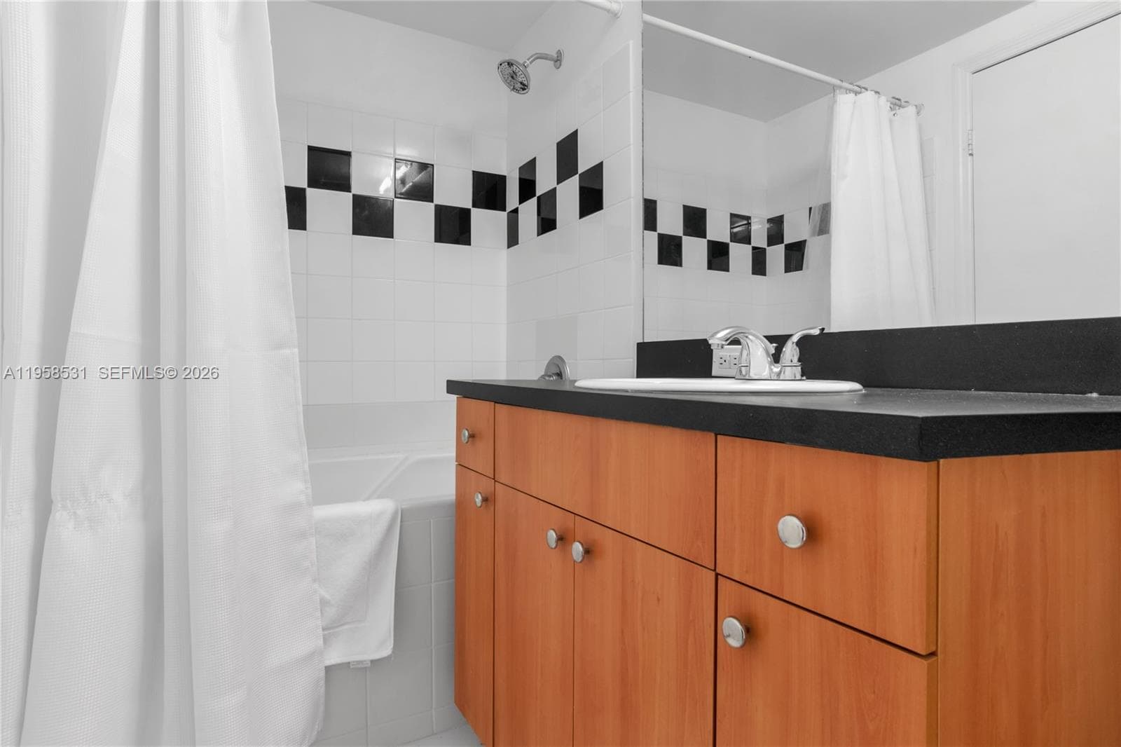 THE WAVERLY AT SOUTH BEAC · #2409 in Miami Beach - Photo 8