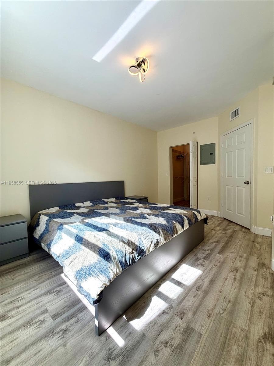 Porto Bellagio · #2419 in Sunny Isles Beach - Photo 16