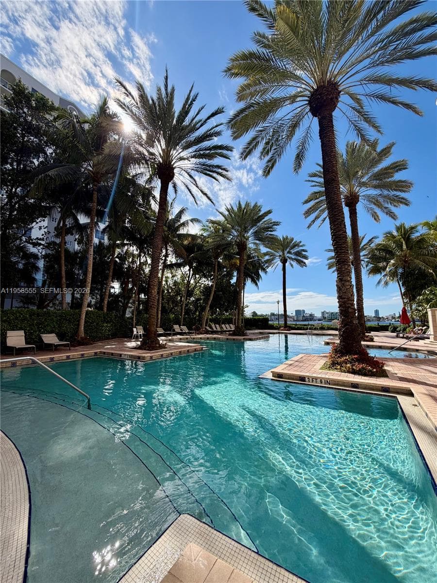 Porto Bellagio · #2419 in Sunny Isles Beach - Photo 18