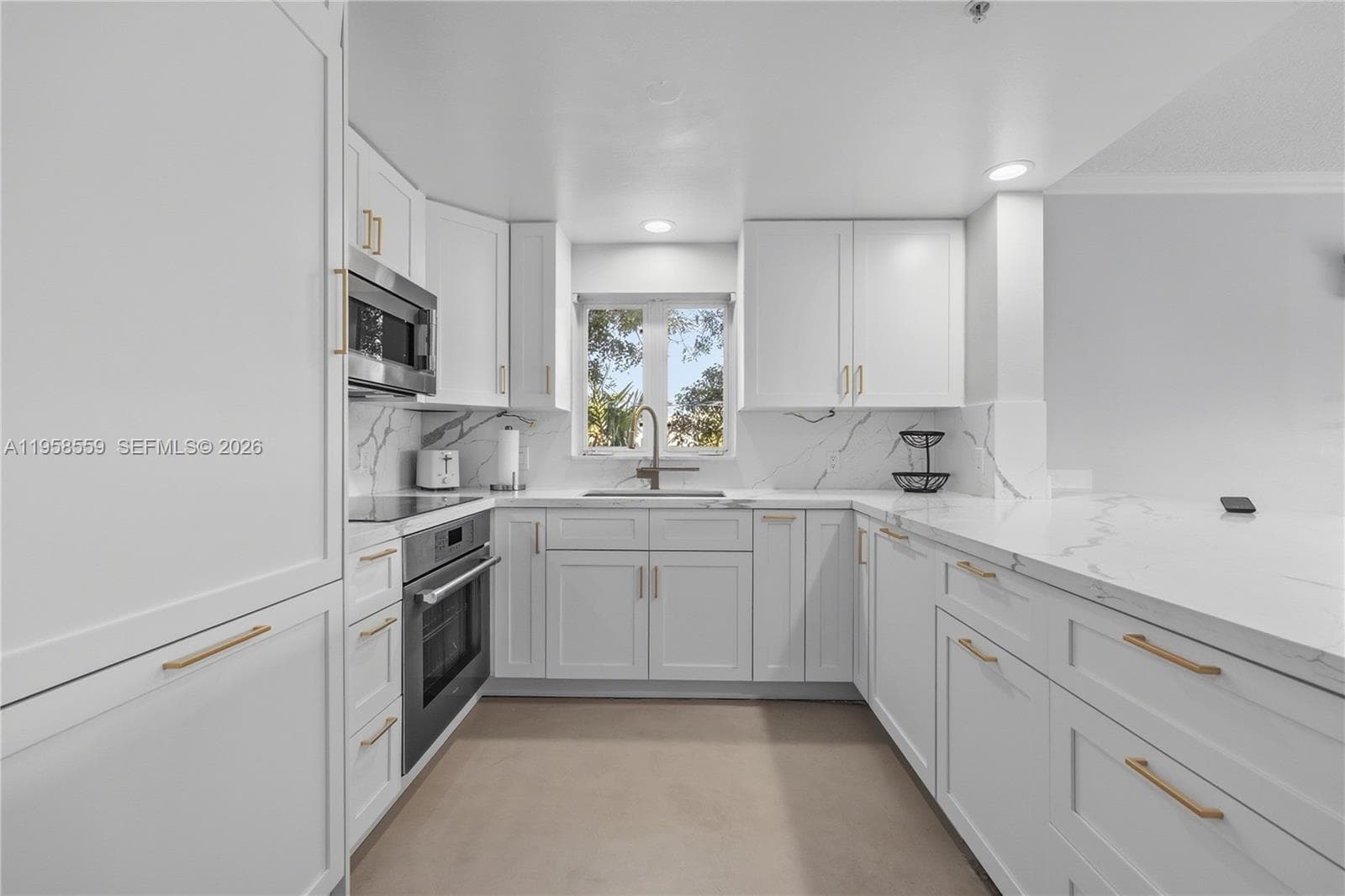ARMITAGE PLACE NO 3 CONDO · #206 in Miami Beach - Photo 5