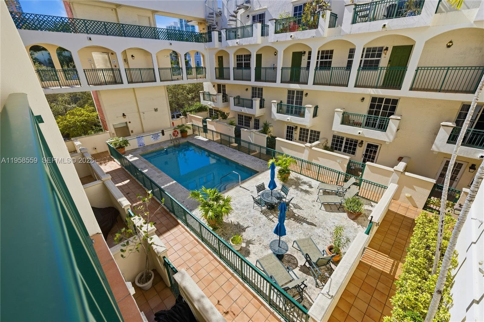 ARMITAGE PLACE NO 3 CONDO · #206 in Miami Beach - Photo 21
