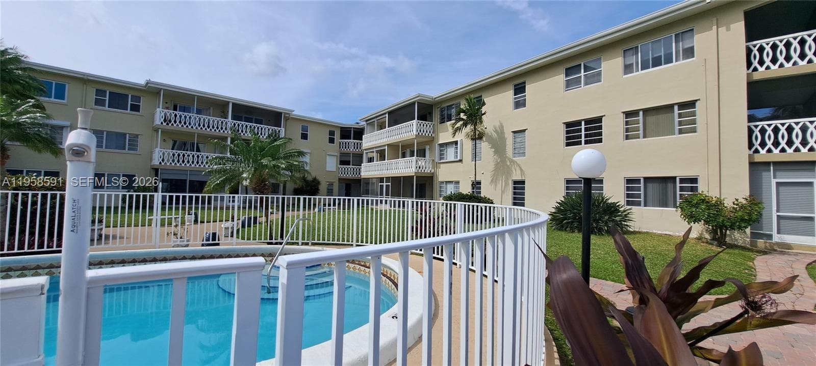 crystal cove · #2B in Hallandale Beach - Photo 46