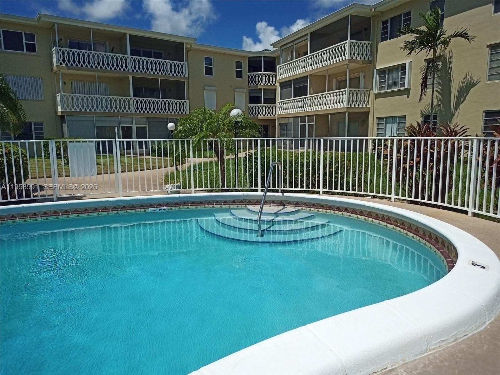 crystal cove · #2B in Hallandale Beach - Photo 37
