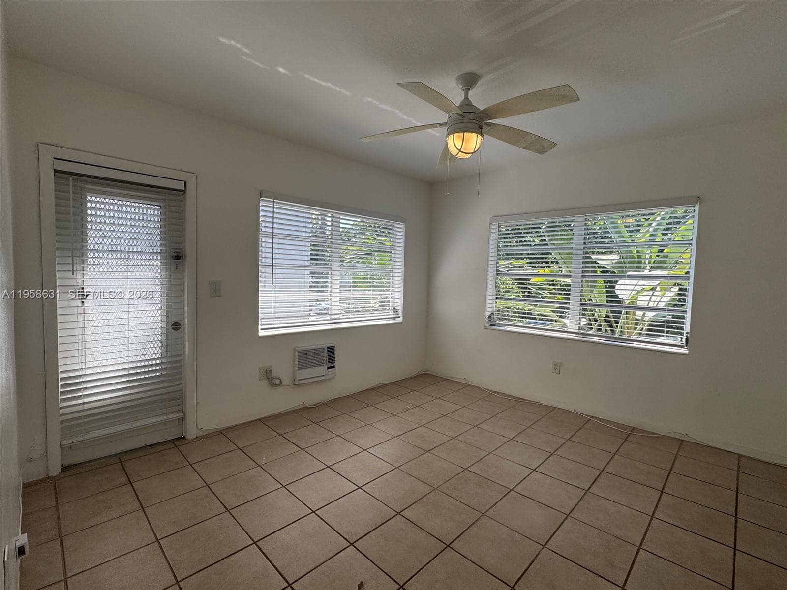 921 MERIDIAN AVE APTS CON · #7 in Miami Beach - Photo 14