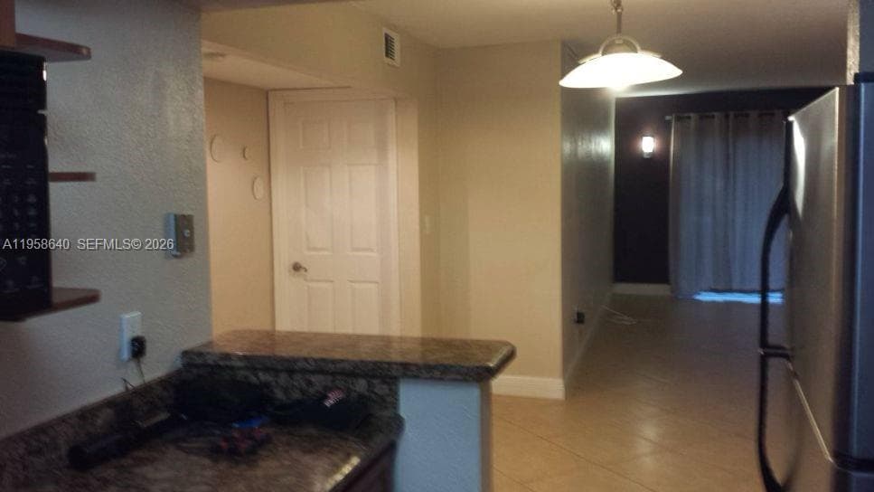 VILLAGE OF DADELAND CONDO · #E113 in Miami - Photo 4