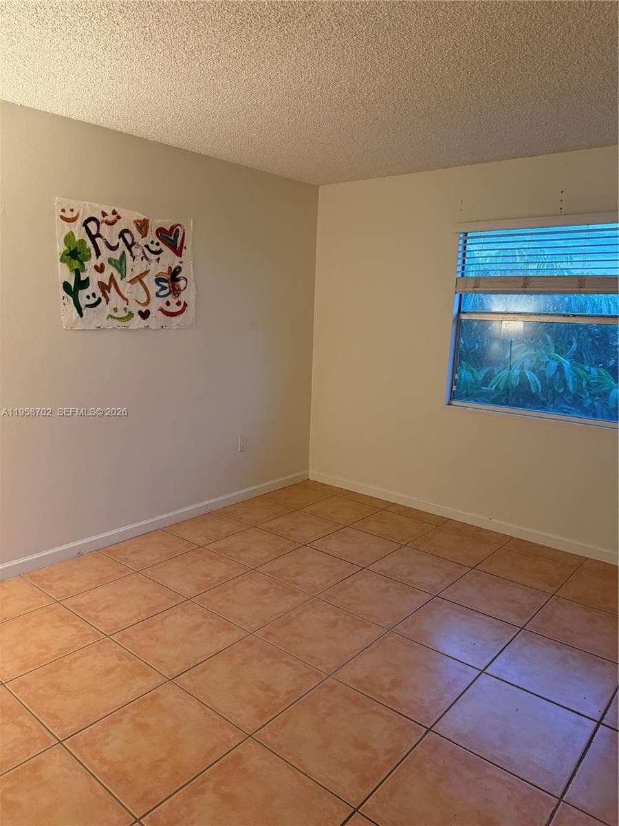 SUNWOOD CONDO · #232 in Miami - Photo 3