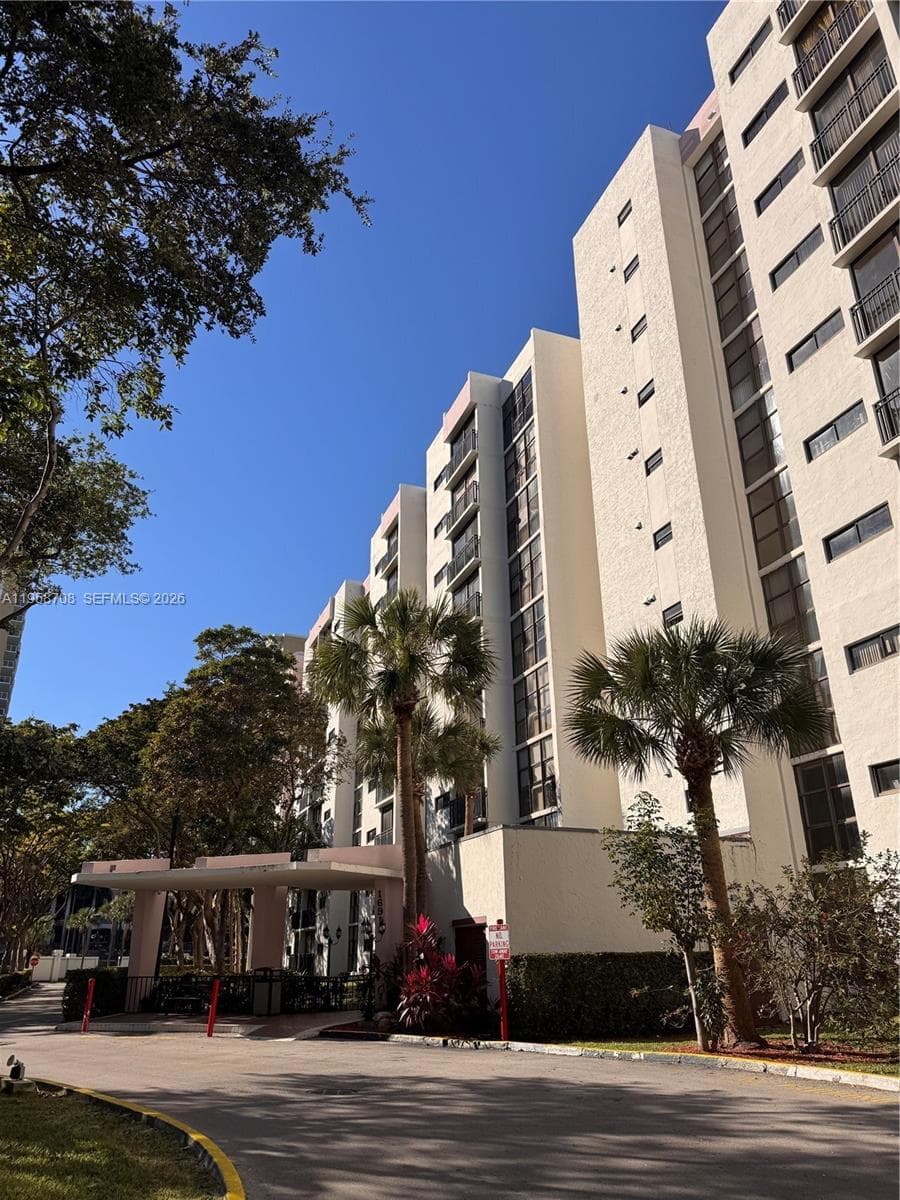 PLAZA OF AMERICAS CONDO P · #117 in Sunny Isles Beach - Photo 1