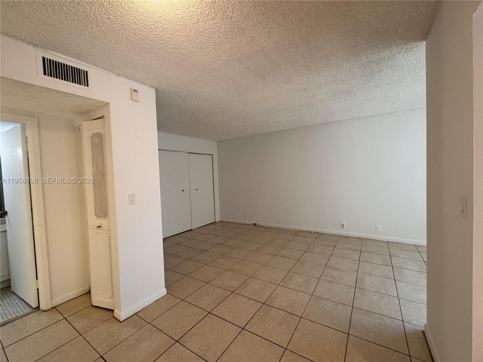 PLAZA OF AMERICAS CONDO P · #117 in Sunny Isles Beach - Photo 5