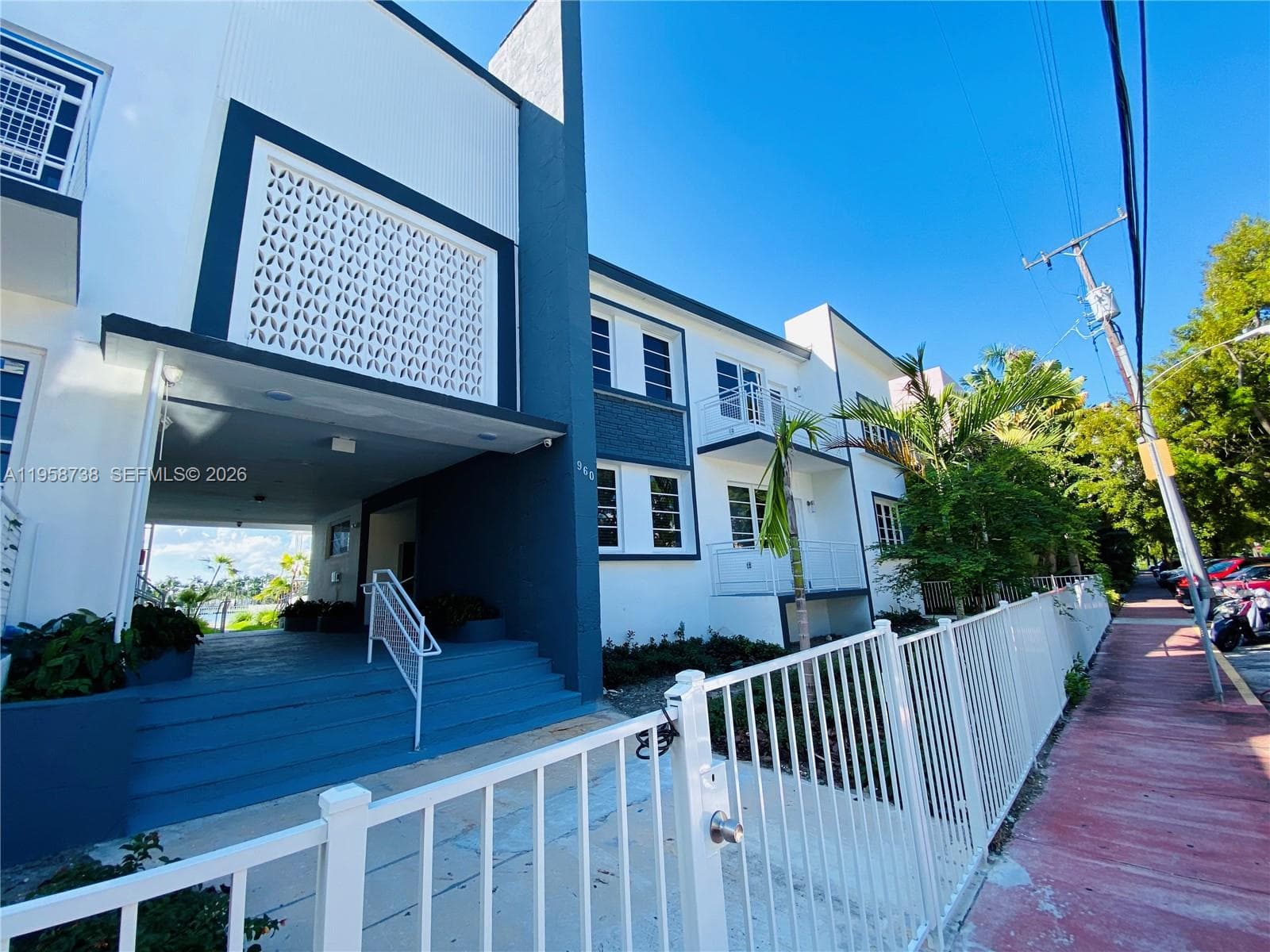 OCEANSIDE SEC ISLE OF NOR · #912 in Miami Beach - Photo 16