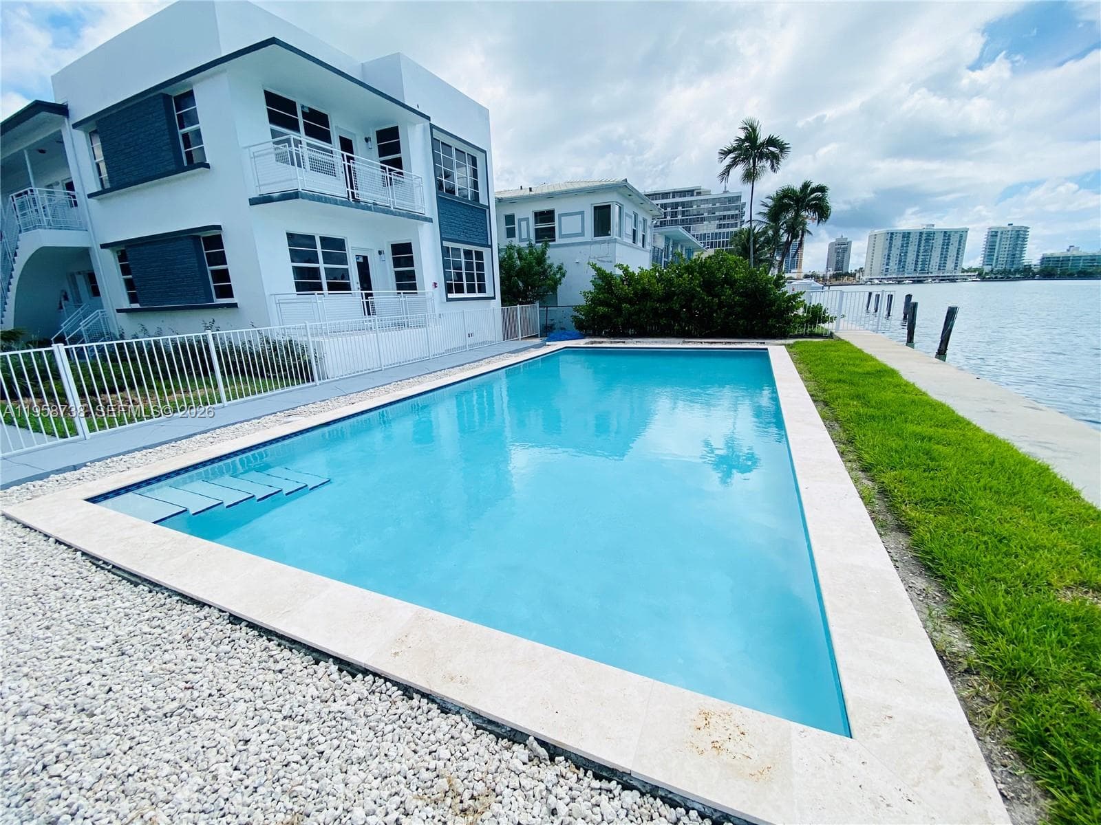 OCEANSIDE SEC ISLE OF NOR · #912 in Miami Beach - Photo 18