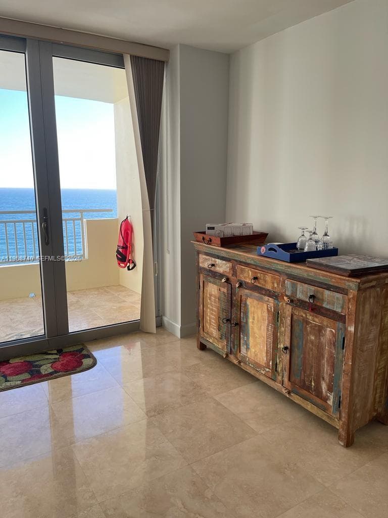PARKER DORADO CONDO · #1602 in Hallandale Beach - Photo 27