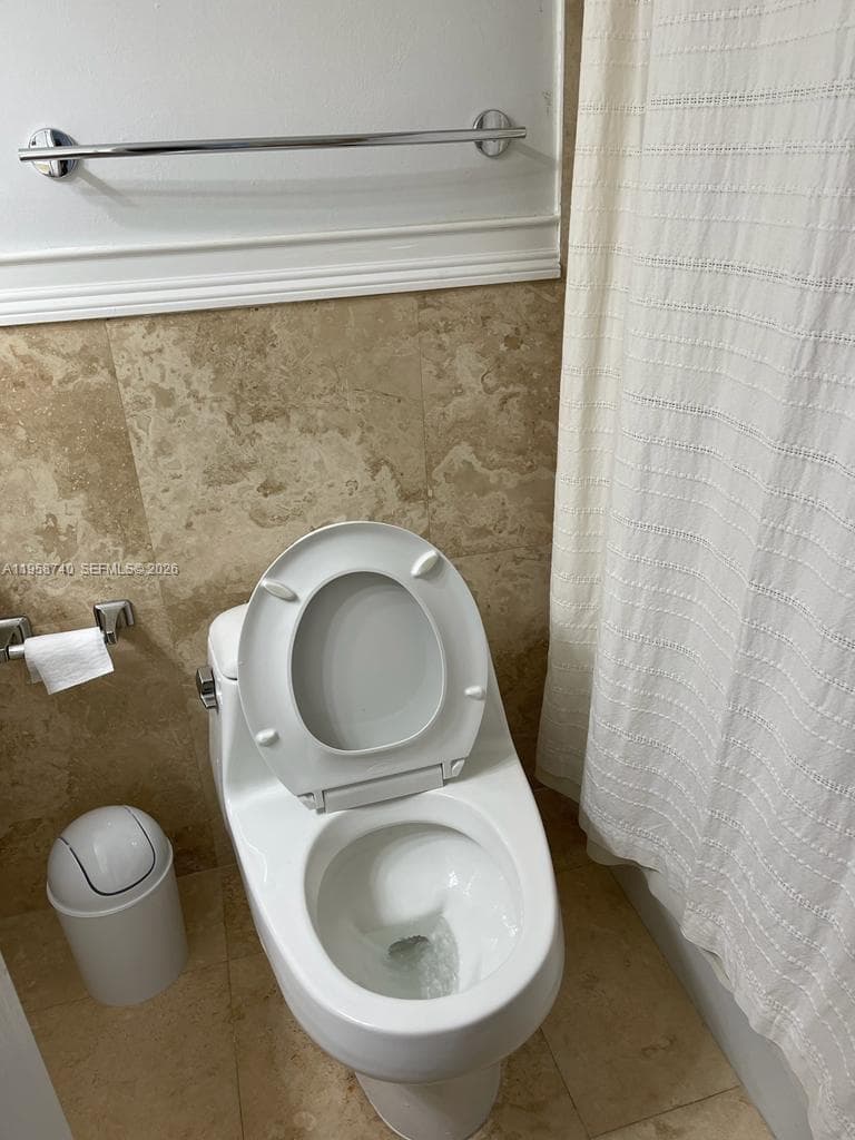 PARKER DORADO CONDO · #1602 in Hallandale Beach - Photo 32