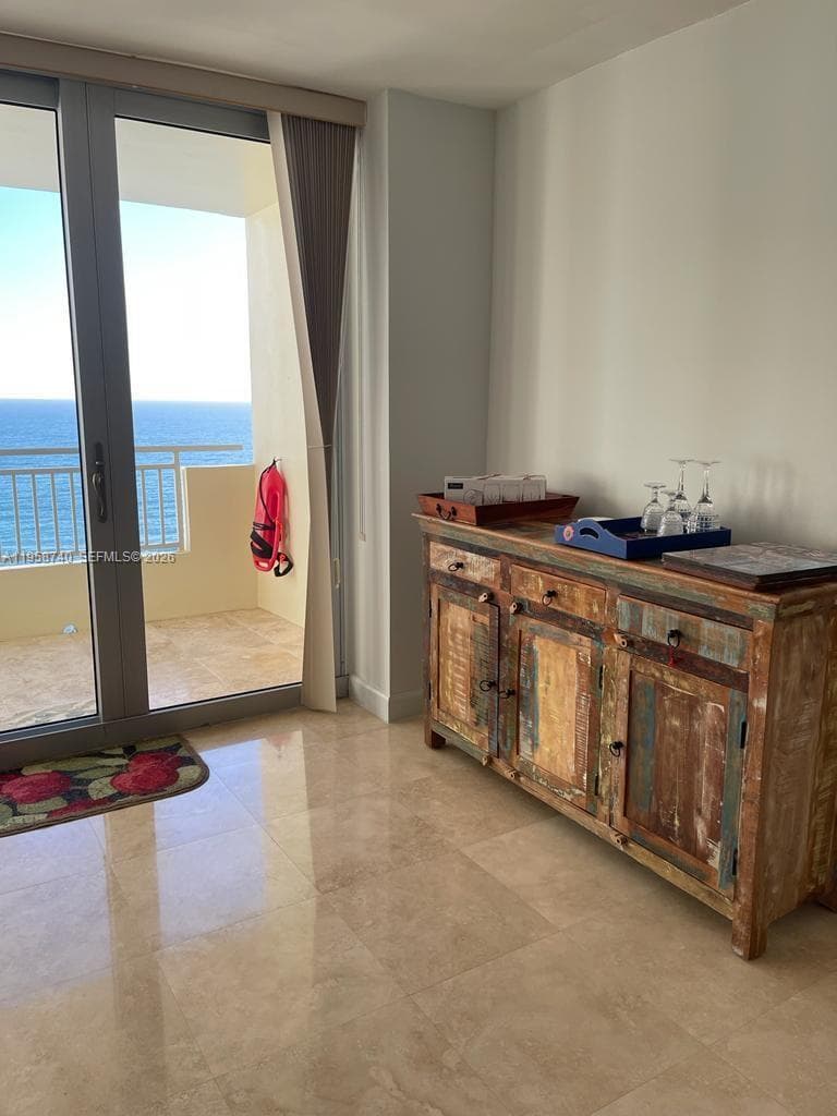PARKER DORADO CONDO · #1602 in Hallandale Beach - Photo 28