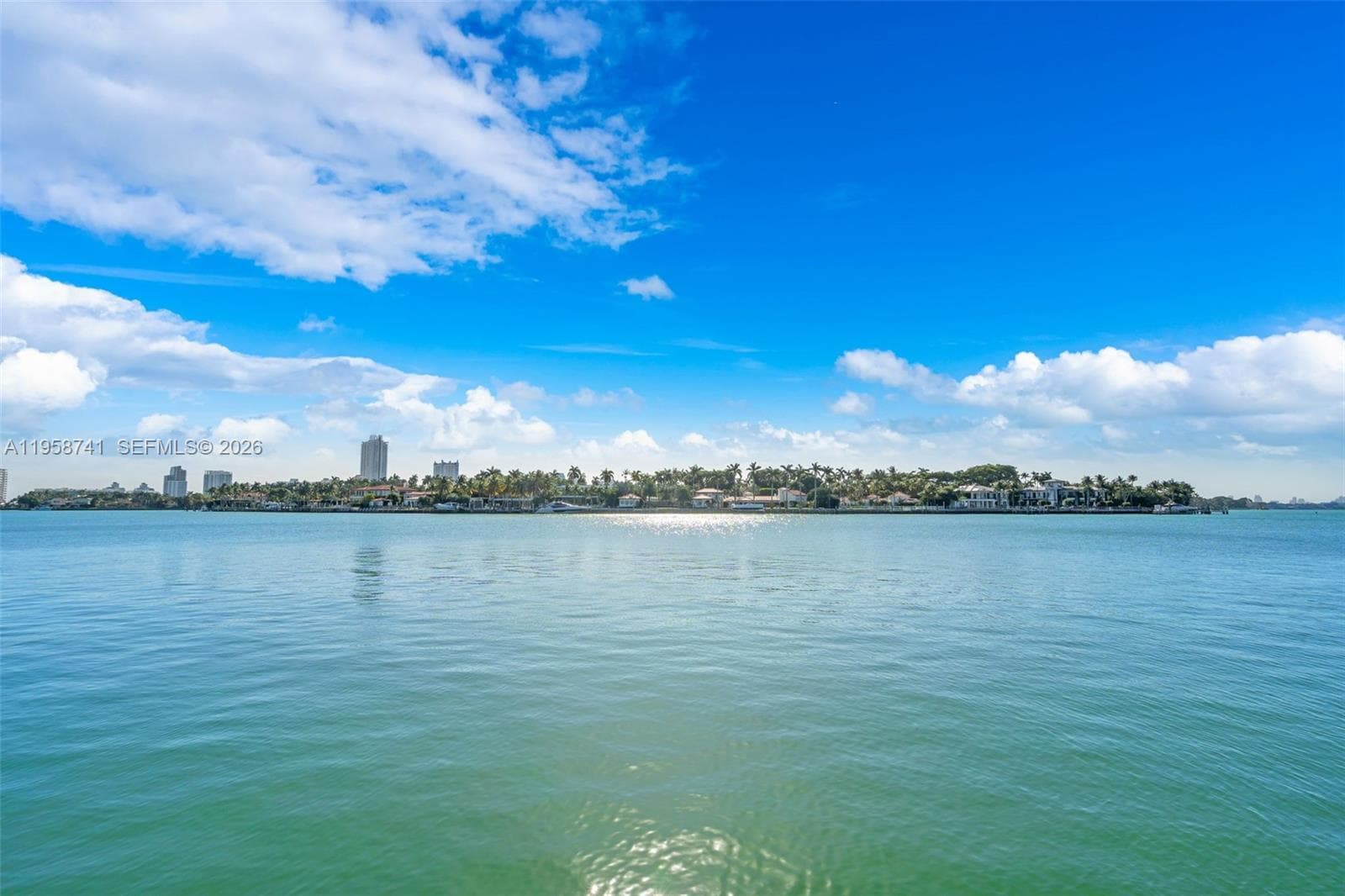 1398 Bay Dr photo 32
