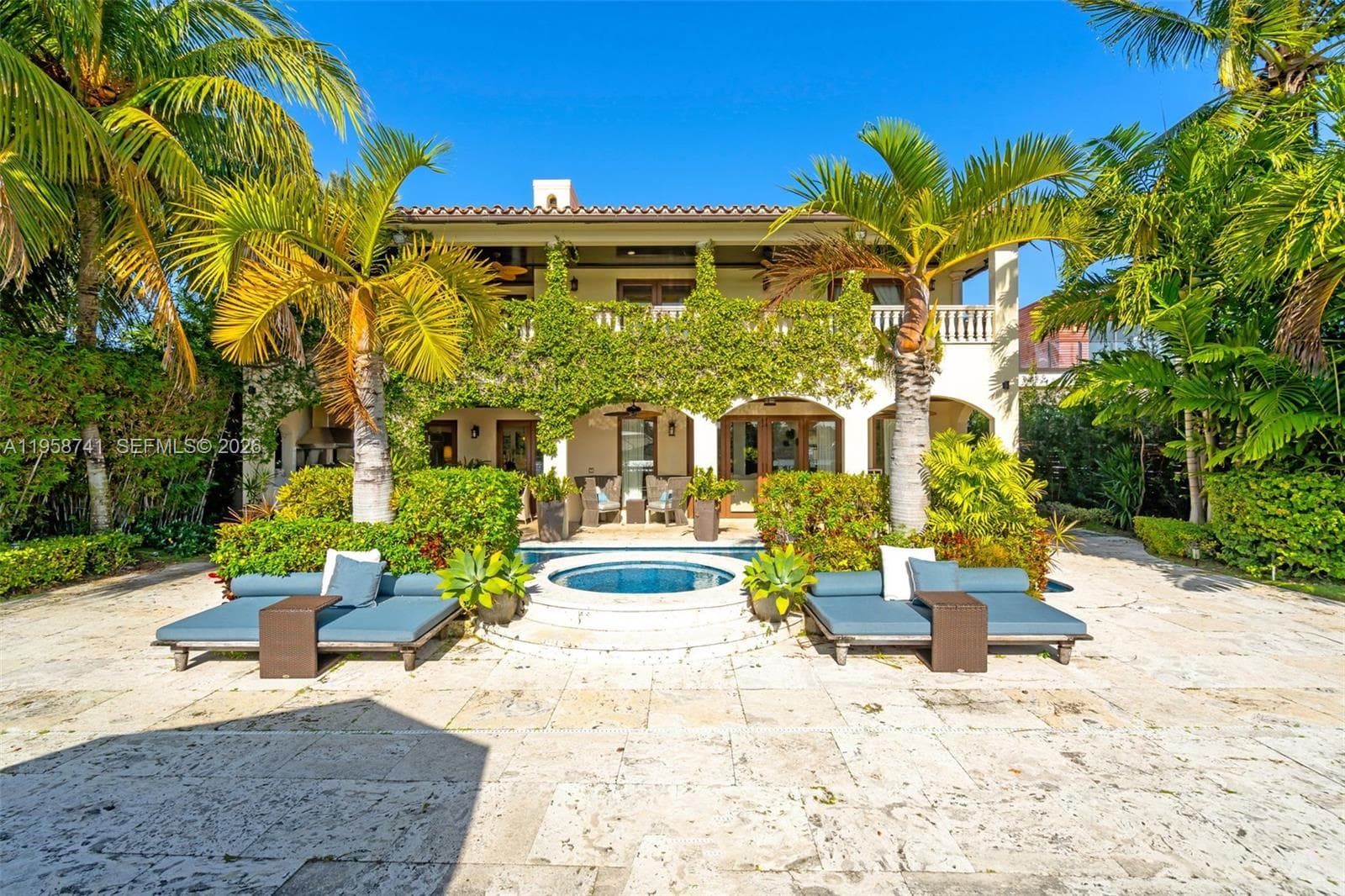 1398 Bay Dr photo 30
