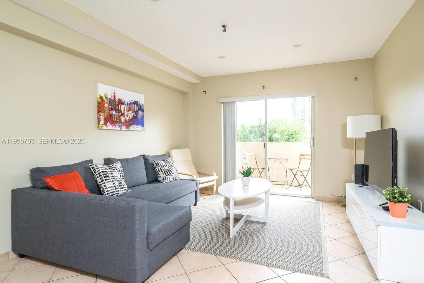 THE ISLES CONDO · #105 in Sunny Isles Beach - Photo 2