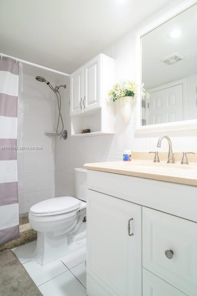 THE ISLES CONDO · #105 in Sunny Isles Beach - Photo 17