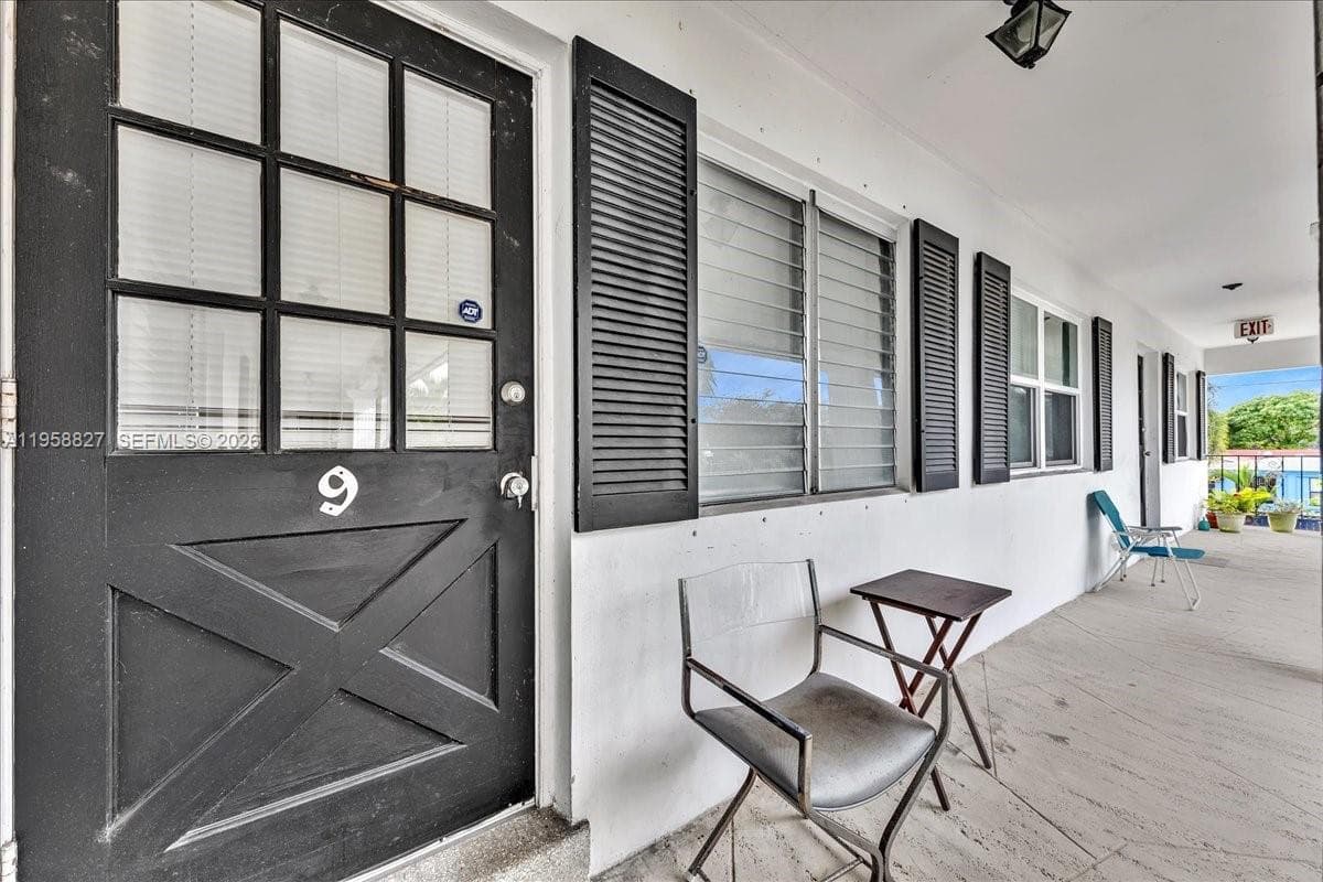 JEFFERSON APTS CO-OP · #9 in Hollywood - Photo 2