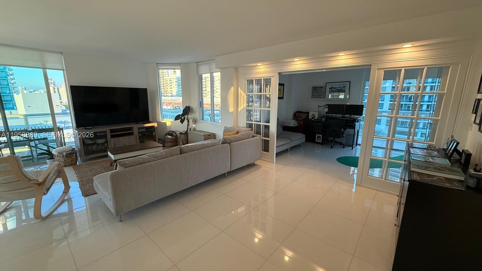 THE GRANDVIEW CONDO · #1008 in Miami Beach - Photo 2
