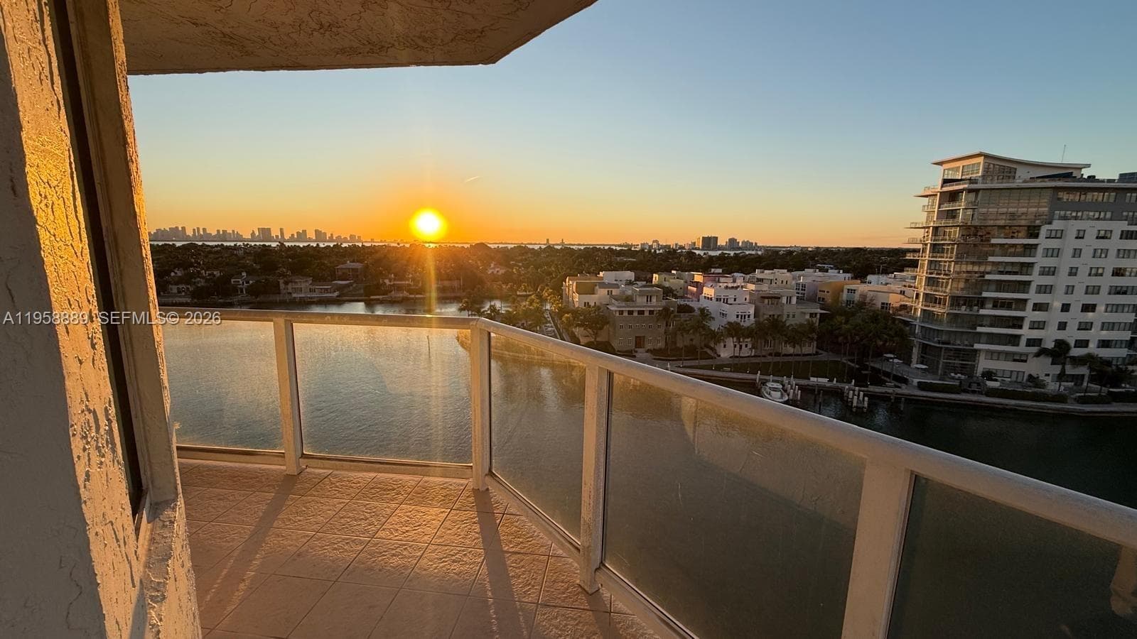 THE GRANDVIEW CONDO · #1008 in Miami Beach - Photo 11