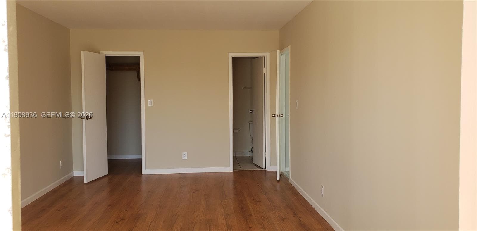DE SOTO PARK SOUTH · #502 in Hallandale Beach - Photo 10