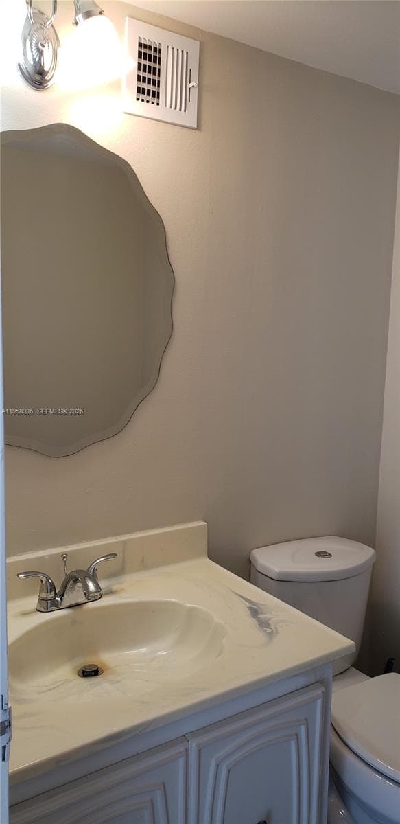 DE SOTO PARK SOUTH · #502 in Hallandale Beach - Photo 4