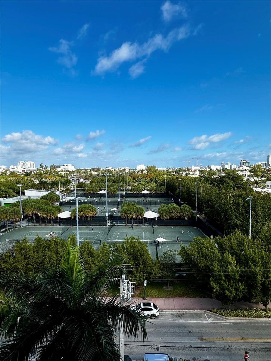ADMIRAL TOWERS CONDO · #811 in Miami Beach - Photo 12