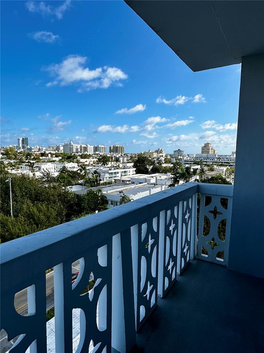 ADMIRAL TOWERS CONDO · #811 in Miami Beach - Photo 8