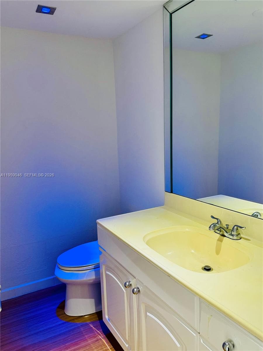 SAILBOAT CAY CONDO · #411 in North Miami - Photo 8