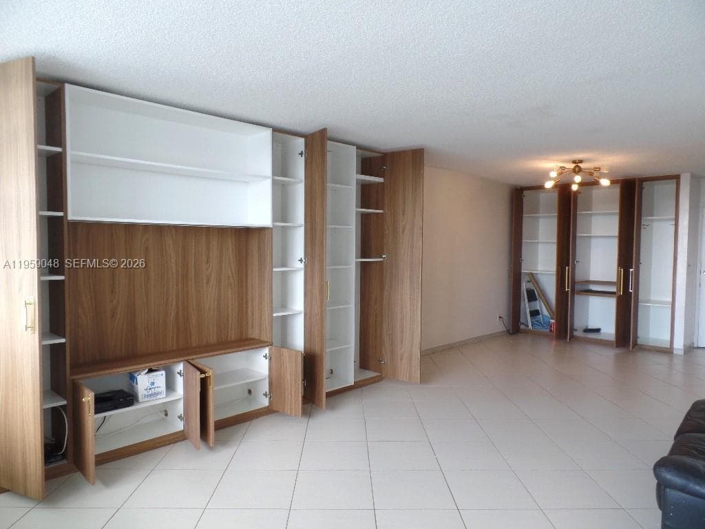 AQUASOL CONDO · #8F in Miami Beach - Photo 5