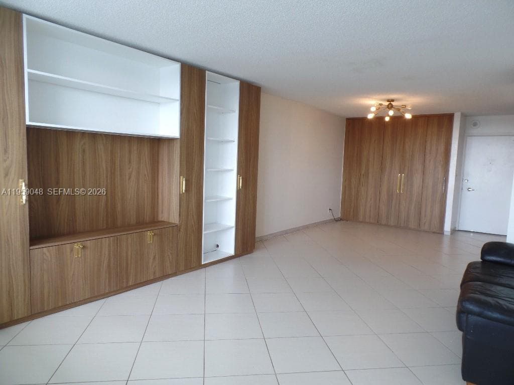 AQUASOL CONDO · #8F in Miami Beach - Photo 4
