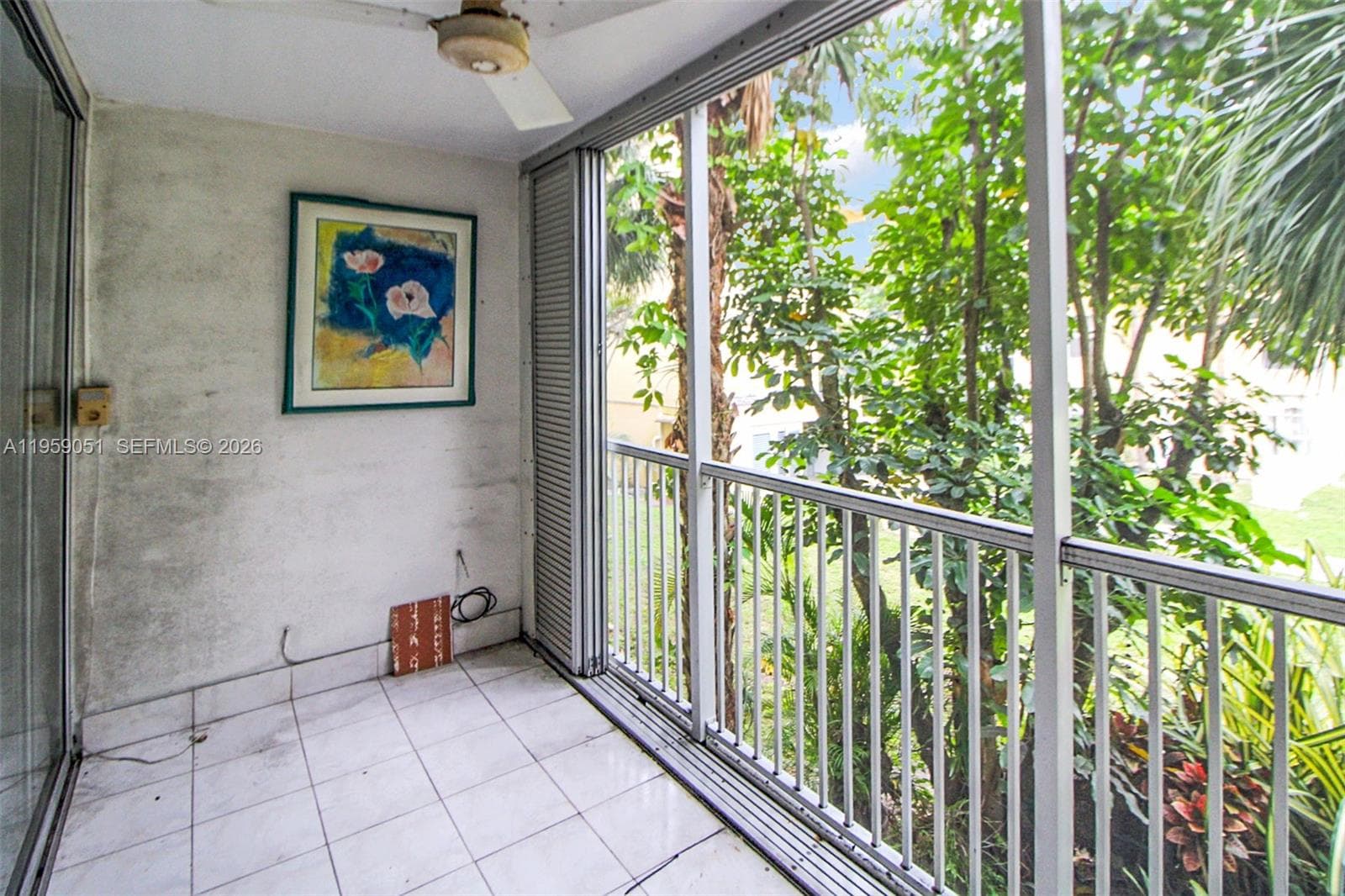 LAKE PARK CONDO · #2F in Miami - Photo 14