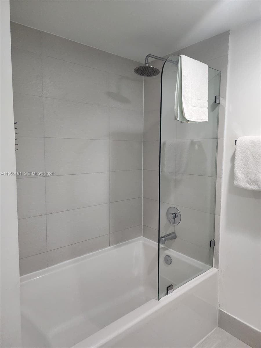 BEACHWALK CONDOMINIUM · #R805 in Hallandale Beach - Photo 18
