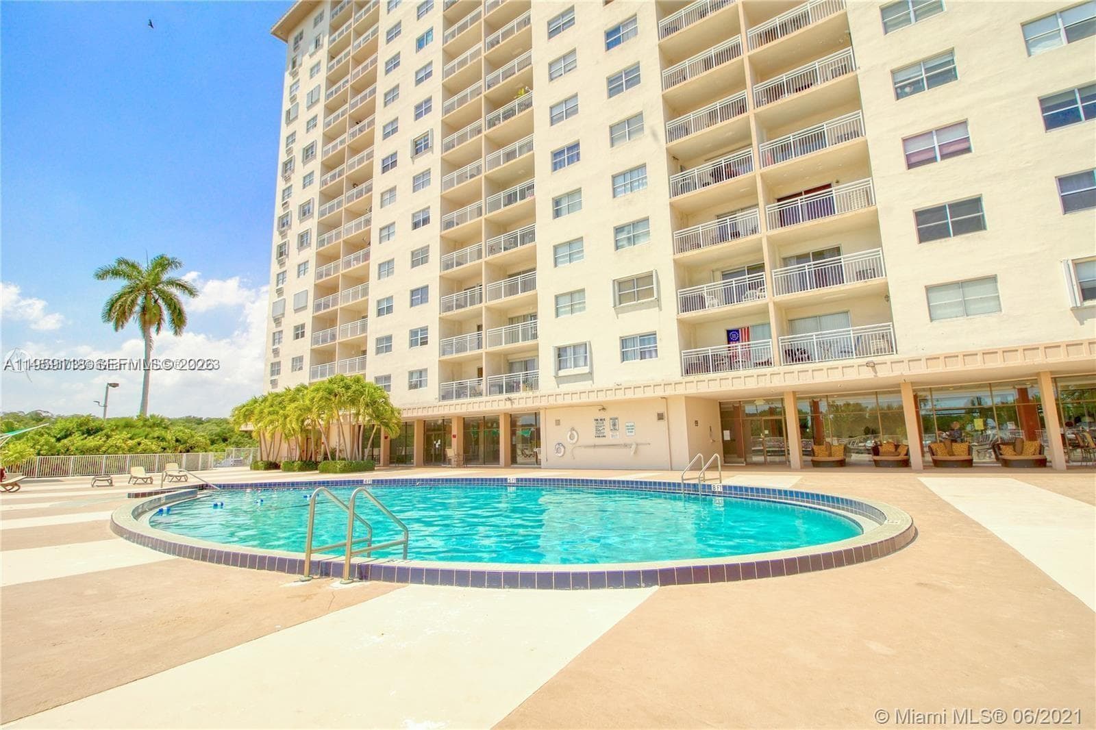 COASTAL TOWERS CONDO · #424 in Sunny Isles Beach - Photo 13