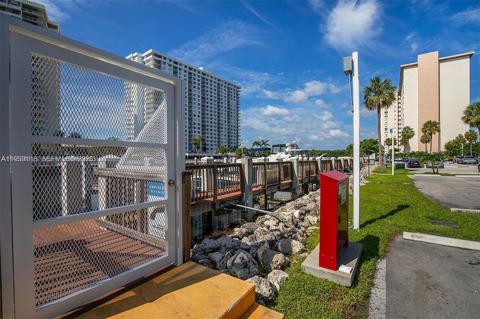 COASTAL TOWERS CONDO · #424 in Sunny Isles Beach - Photo 10