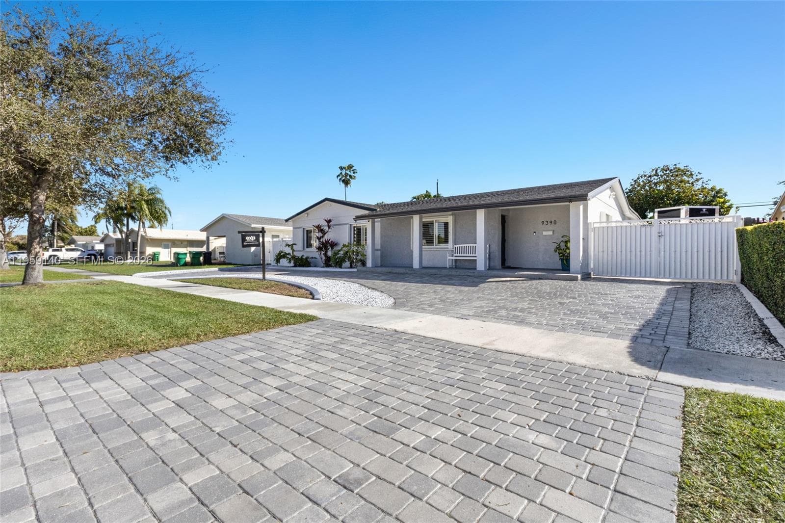 9390 SW 190th St photo 3