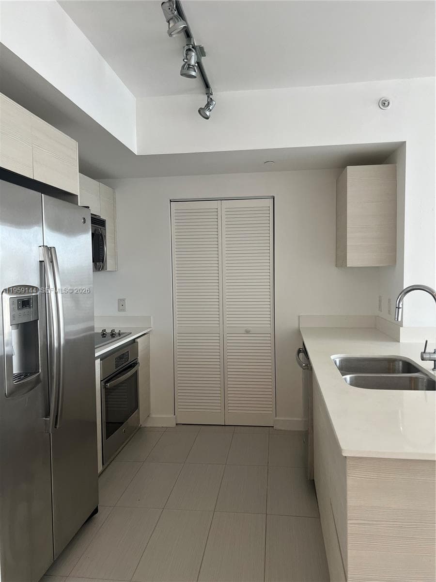 Baltus House · #1618 in Miami - Photo 12