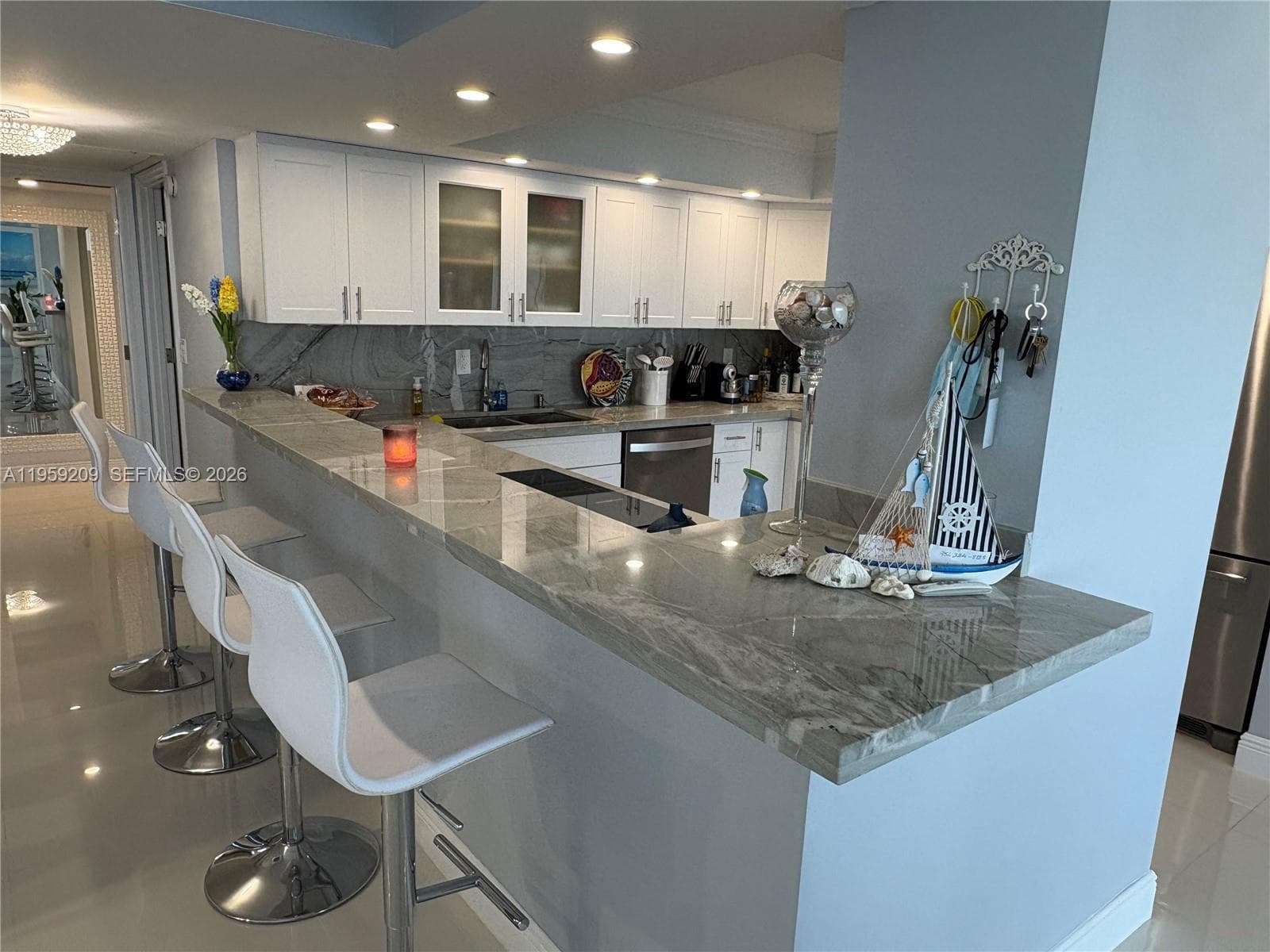 PARKER PLAZA CONDO ESTATES · #1812 in Hallandale Beach - Photo 9