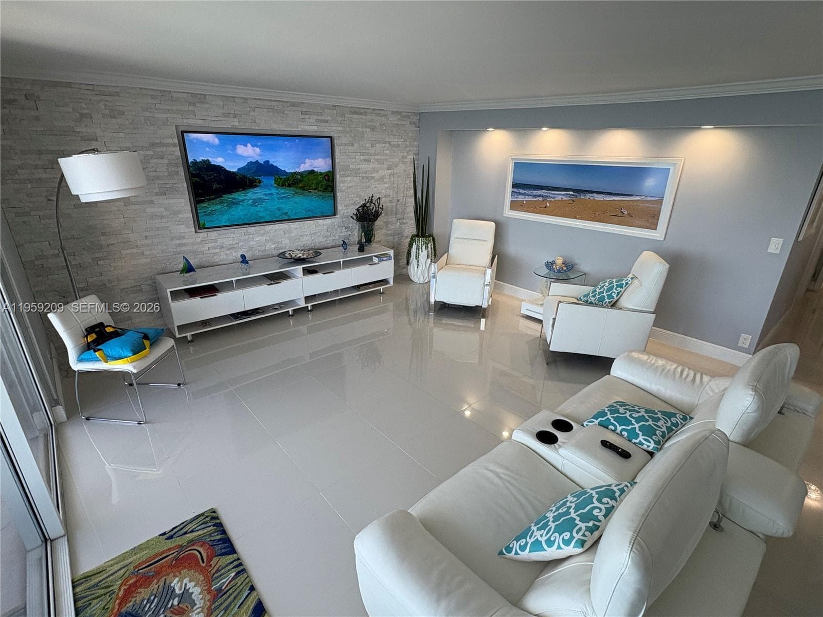 PARKER PLAZA CONDO ESTATES · #1812 in Hallandale Beach - Photo 4