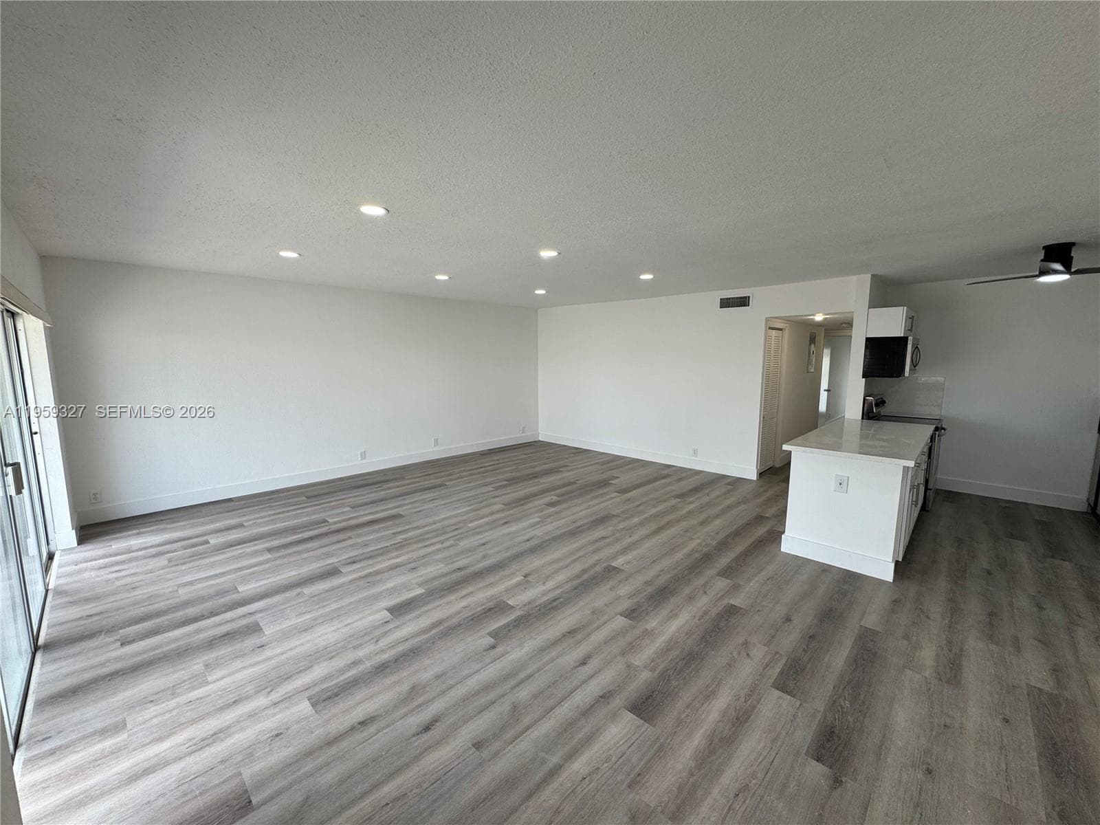 Coastal Garden Condo · #211 in Hallandale Beach - Photo 2