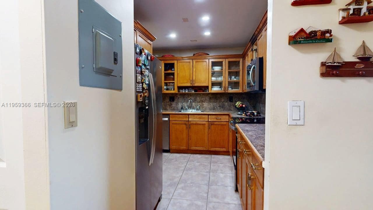 OLYMPUS · #1004 in Hallandale Beach - Photo 11