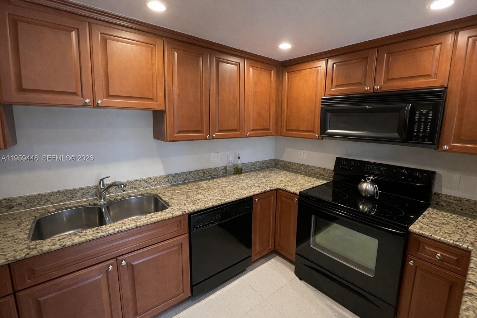 VILLA FLORINI CONDO · #304 in Coral Gables - Photo 25