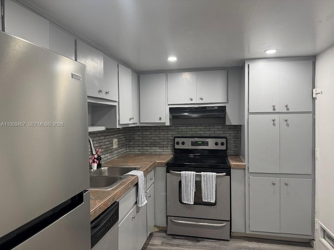COASTAL TOWERS CONDO · #706 in Sunny Isles Beach - Photo 7