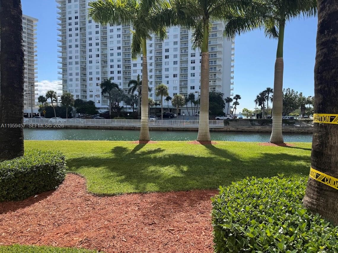 COASTAL TOWERS CONDO · #706 in Sunny Isles Beach - Photo 20