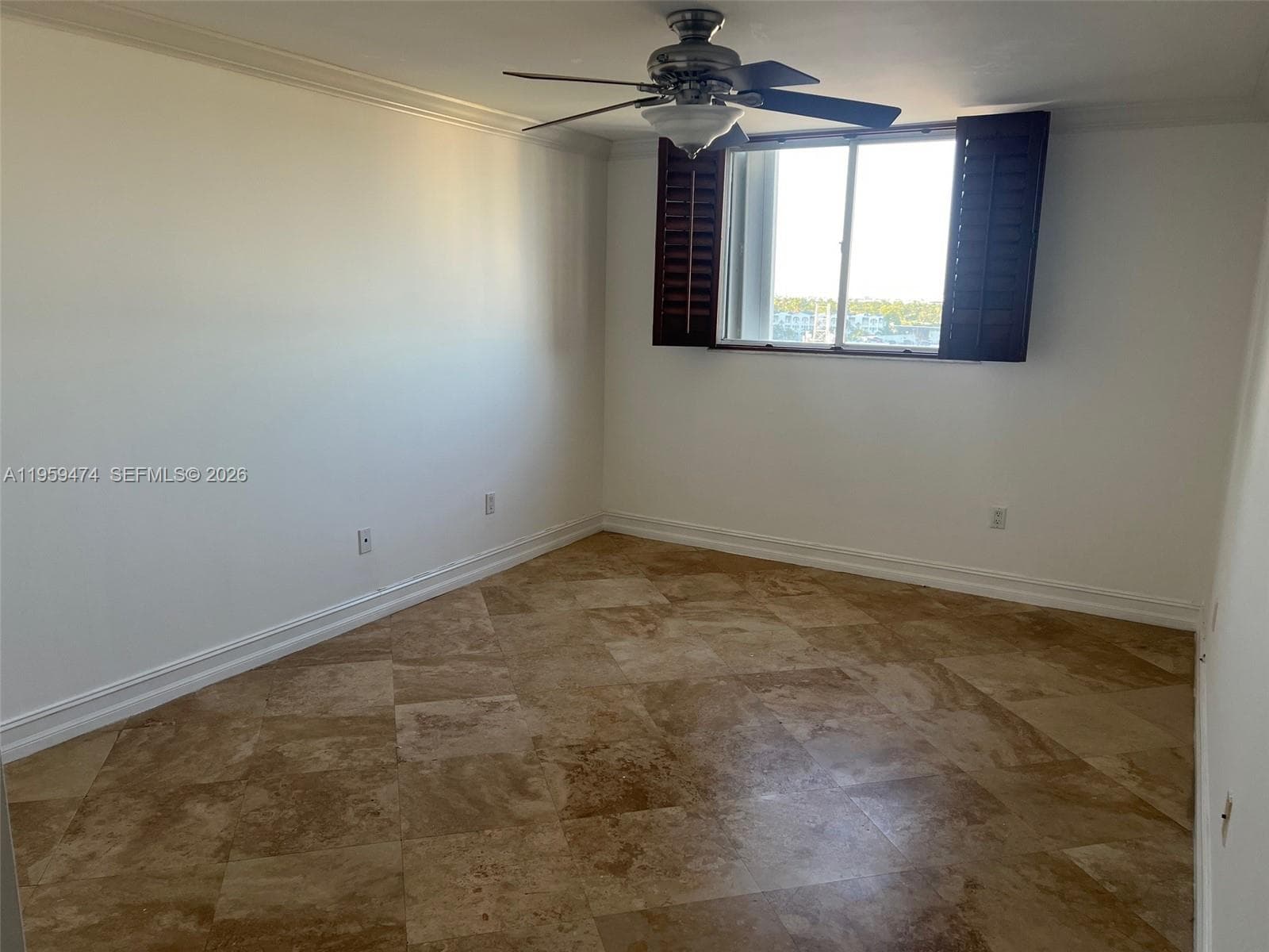 WEST BAY PLAZA CONDO · #1005 in Miami Beach - Photo 12
